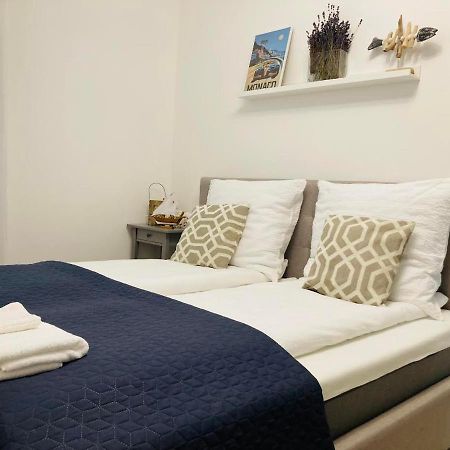 Zawia Apartman Apartment Balatonfoldvar Bagian luar foto