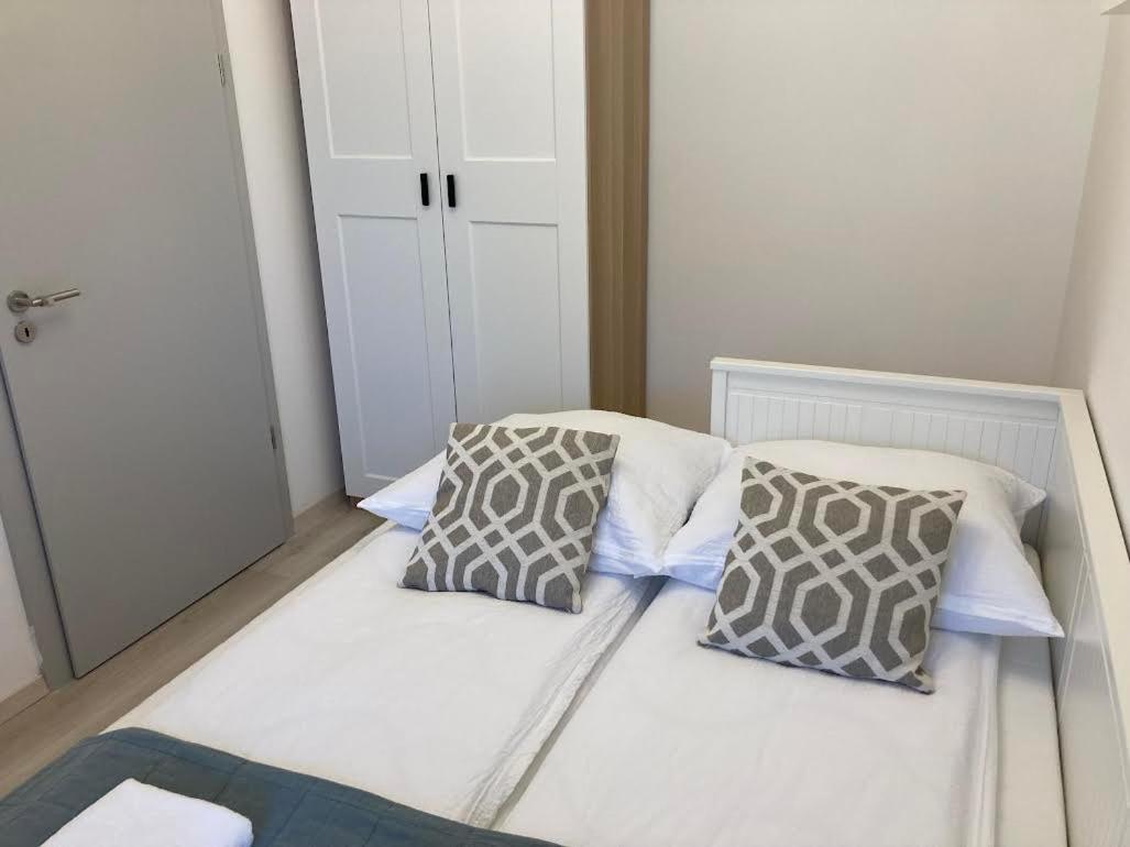 Zawia Apartman Apartment Balatonfoldvar Bagian luar foto