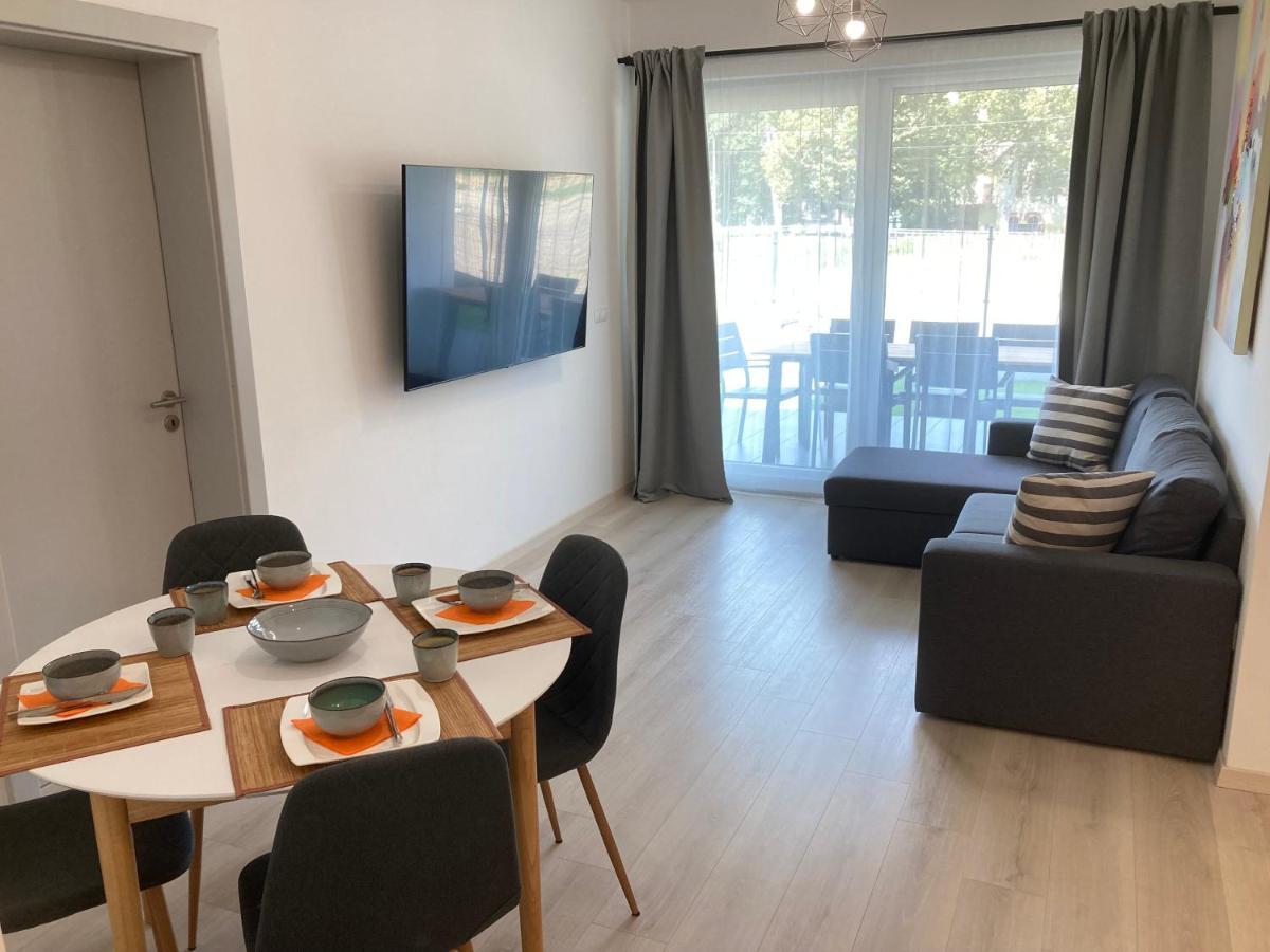 Zawia Apartman Apartment Balatonfoldvar Bagian luar foto