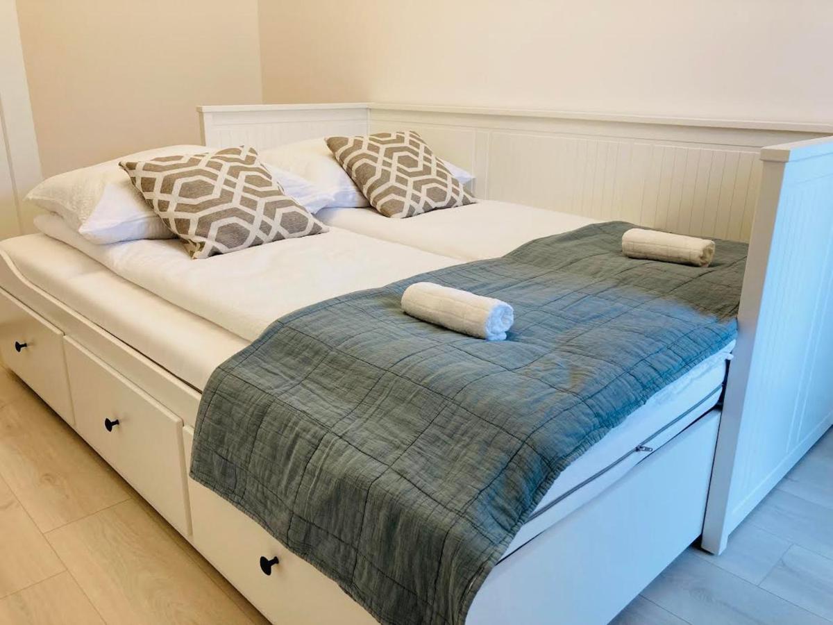Zawia Apartman Apartment Balatonfoldvar Bagian luar foto