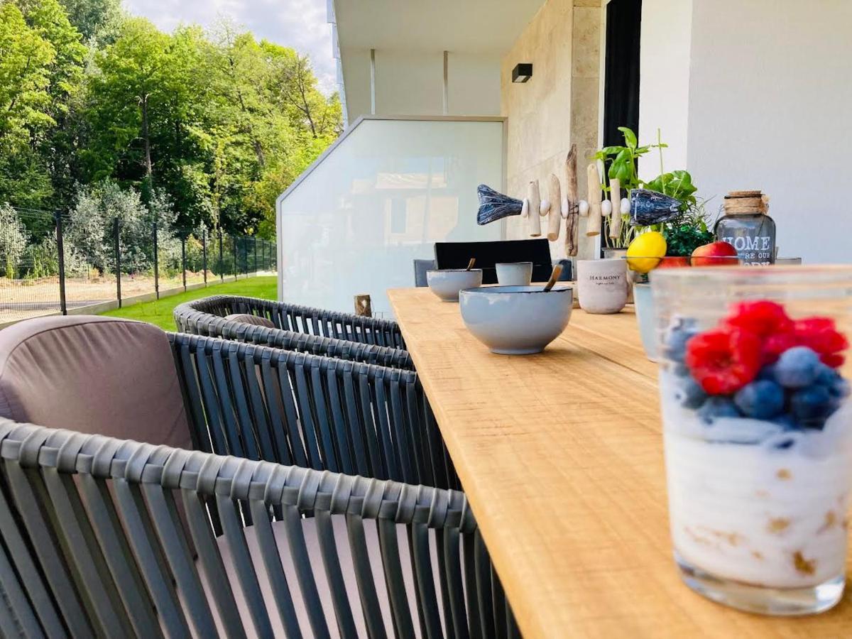 Zawia Apartman Apartment Balatonfoldvar Bagian luar foto