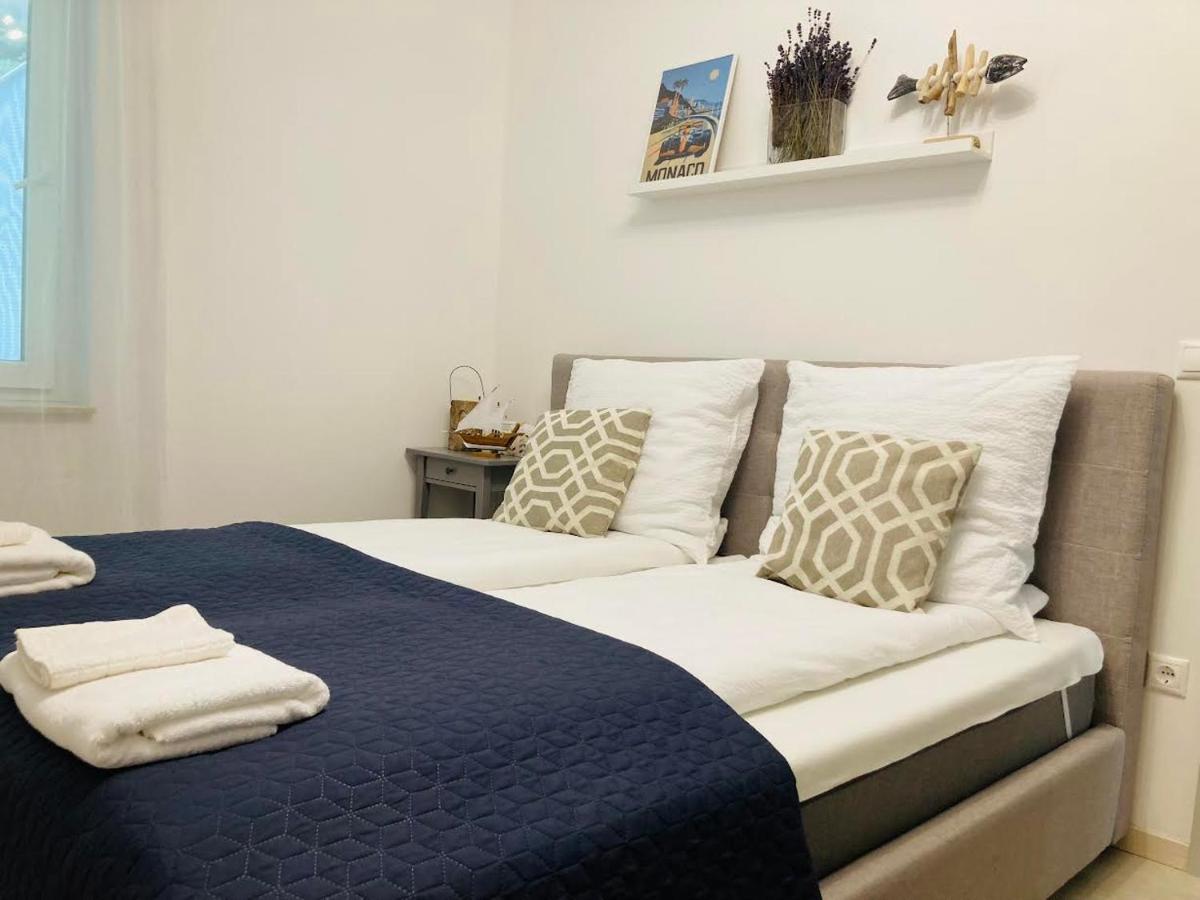 Zawia Apartman Apartment Balatonfoldvar Bagian luar foto